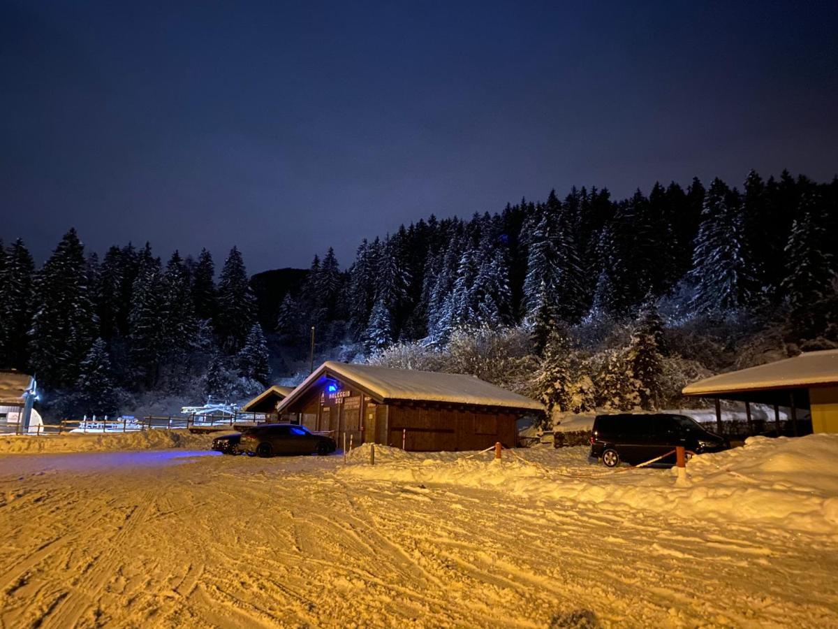 Hotel Valled'Oro Borno Exteriör bild